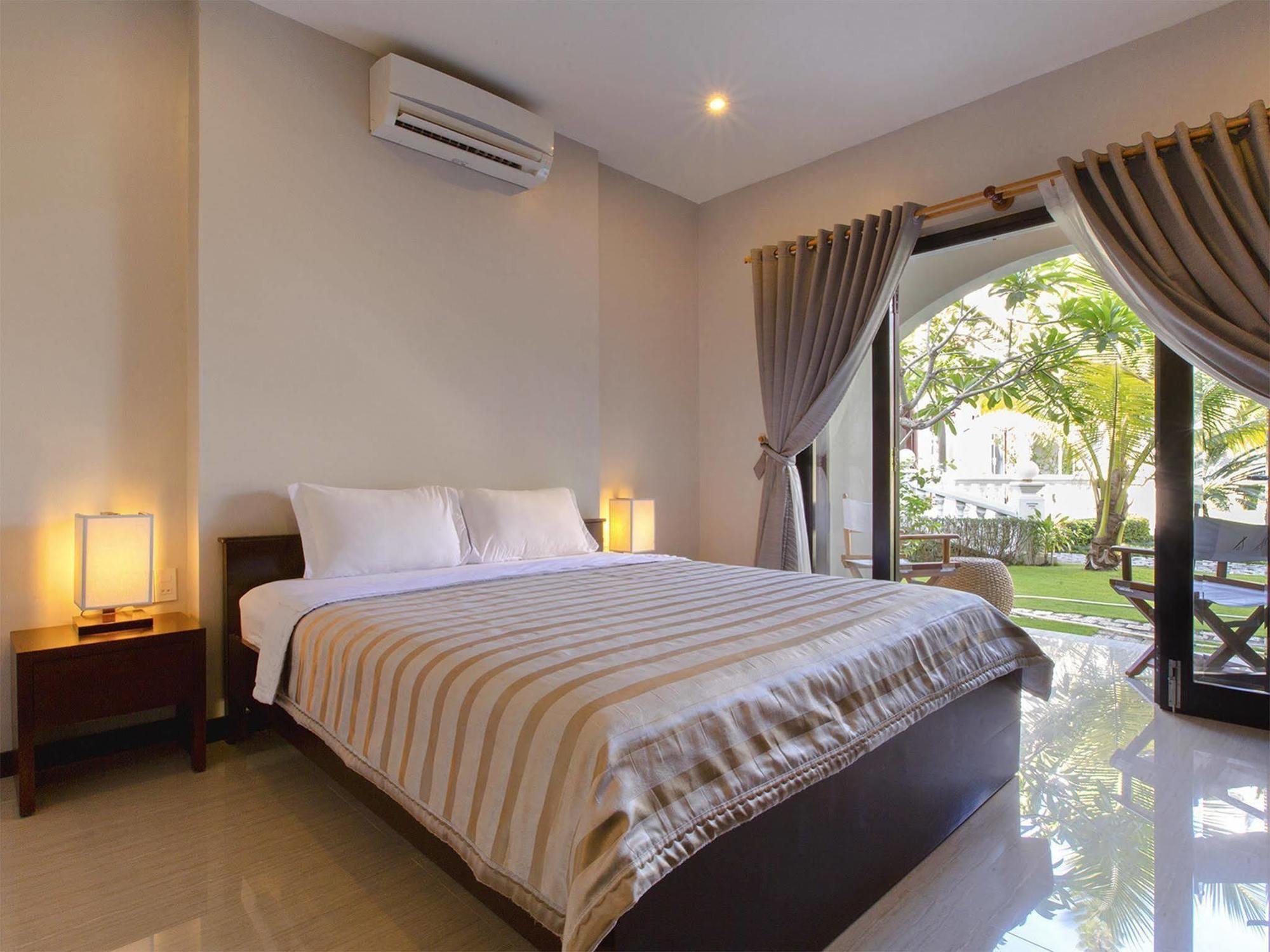 La Paloma Hotel Nha Trang Exterior foto